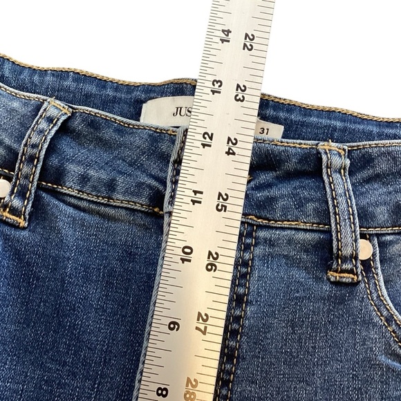 JUSTFAB High-Waisted Ultra Stretch Skinny Jeans Raw Hem Medium Wash Size 31 - Picture 5 of 12